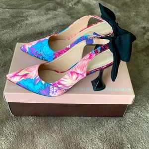 NWOT Shein Pumps with Open Back, new, no tags, tried once.Size 39, Fits Size 7.5